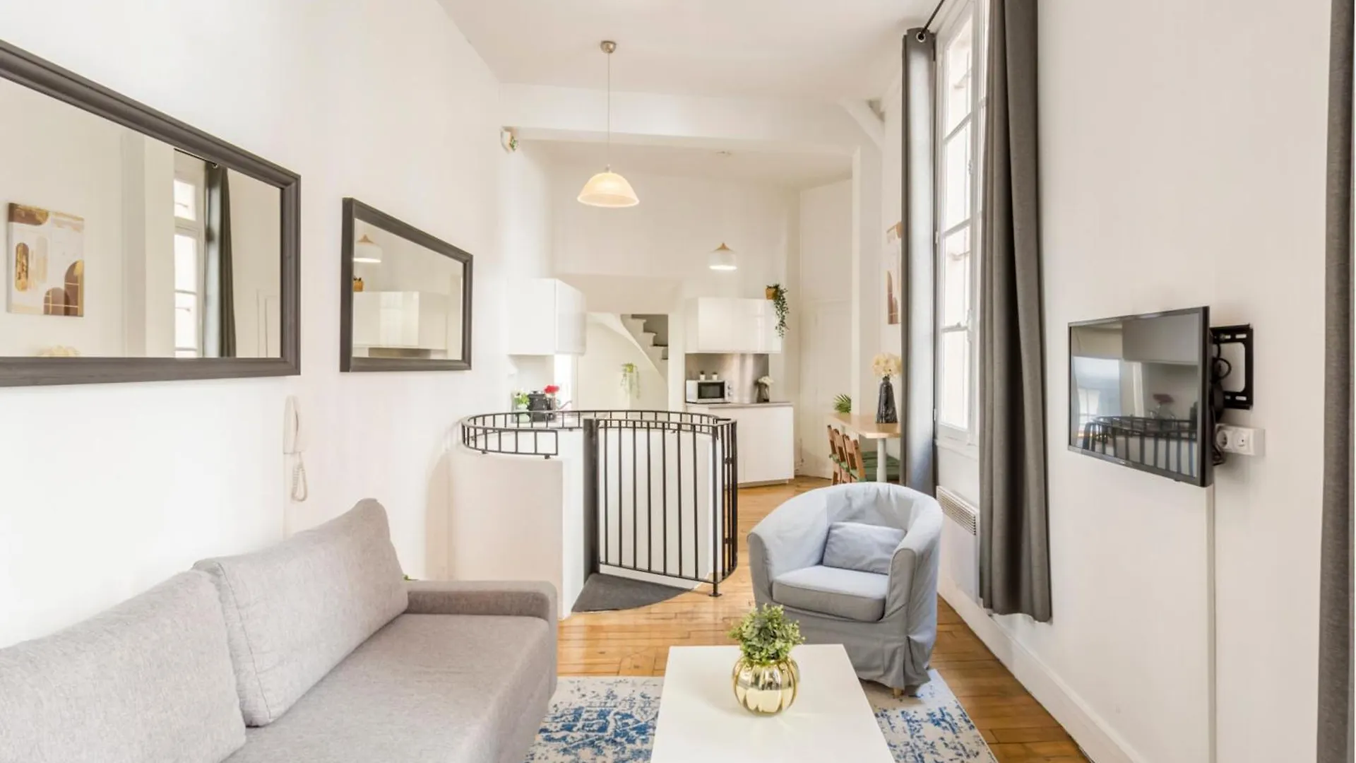 Merveil - Family Suite - Louvre - Clery Παρίσι 0*,  Γαλλία